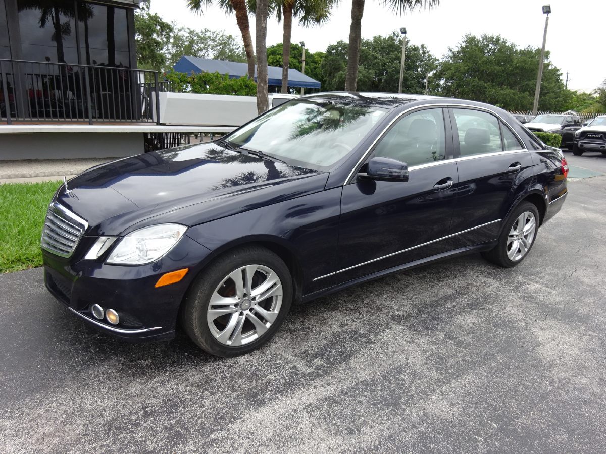 Mercedes Benz mercedes benz 2011 e350 : 2011 Mercedes-Benz E350